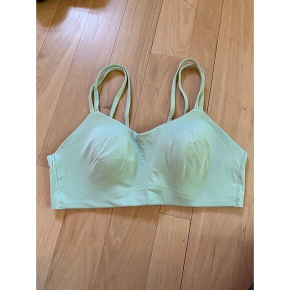 Lululemon Mint Green Like a Cloud Bra - Picture 1 of 3